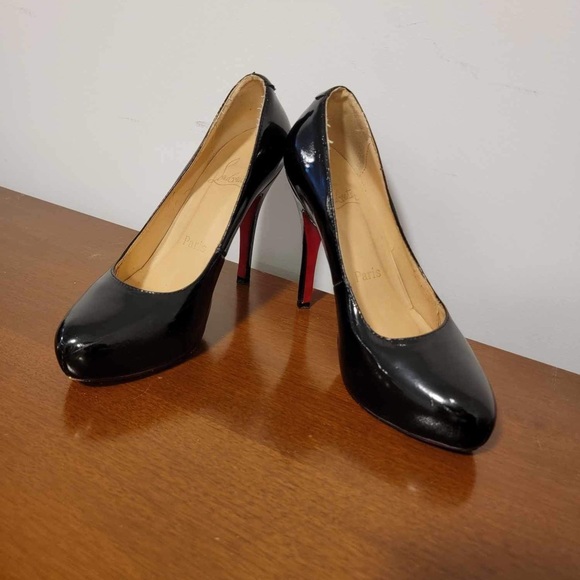Christian Louboutin Shoes - Christian Louboutin black heels size 8.5